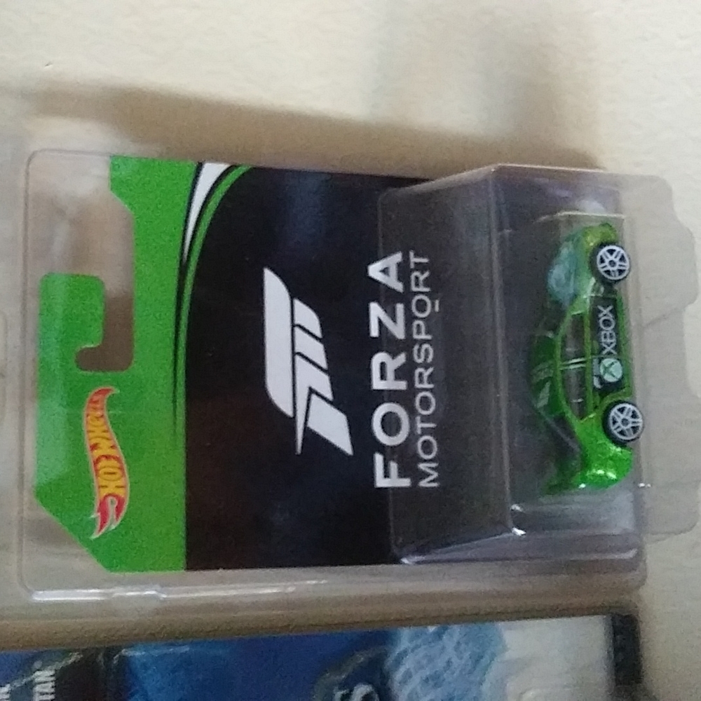 Hw chase cars.